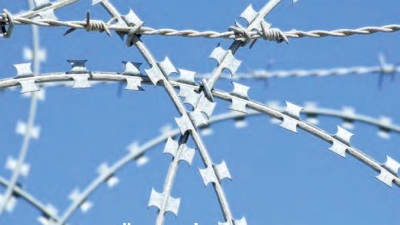 Düzlemsel Jiletli Tel