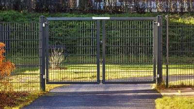 Çift Kanat Servis Kapısı